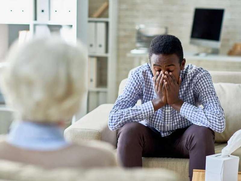 Therapiesitzung mit Psychotherapueten